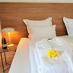 Apartment Bast 17: Spacious Mandoria With Parking And Terrace