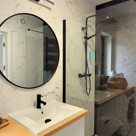 17 Dom Duzy Parking , Mandoria , Ptak , 2 Sypialnie Lub 1 Sypialnia, Taras , Autostrada A1, Kalinowskiego 17e Wifi