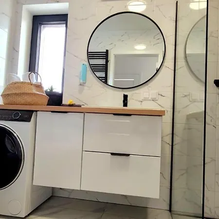 17 Dom Duzy Parking , Mandoria , Ptak , 2 Sypialnie Lub 1 Sypialnia, Taras , Autostrada A1, Kalinowskiego 17e Wifi