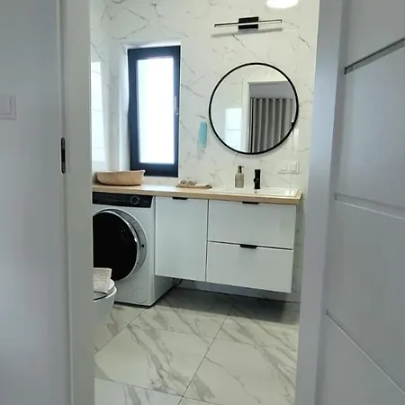 17 Dom Duzy Parking , Mandoria , Ptak , 2 Sypialnie Lub 1 Sypialnia, Taras , Autostrada A1, Kalinowskiego 17e Wifi *