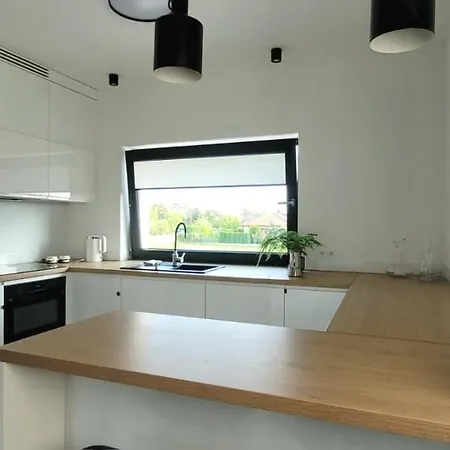 17 Dom Duzy Parking , Mandoria , Ptak , 2 Sypialnie Lub 1 Sypialnia, Taras , Autostrada A1, Kalinowskiego 17e Wifi Apartamento