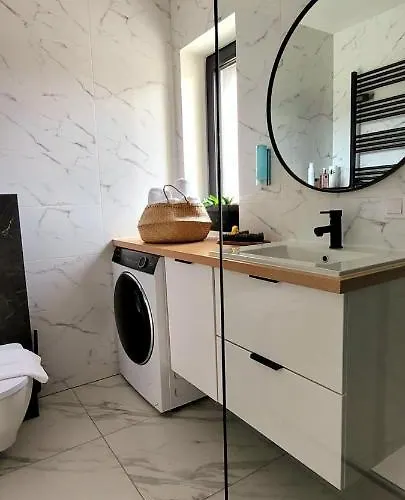 Bast 17 Dom Duzy Parking , Mandoria , Ptak , 2 Sypialnie Lub 1 Sypialnia, Taras , Autostrada A1, Kalinowskiego 17e Wifi