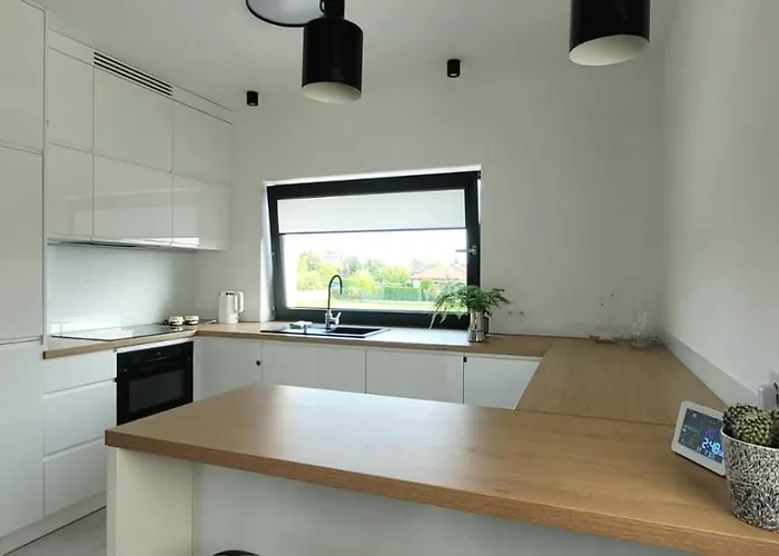 Bast 17 Dom Duzy Parking , Mandoria , Ptak , 2 Sypialnie Lub 1 Sypialnia, Taras , Autostrada A1, Kalinowskiego 17e Wifi Lejlighed